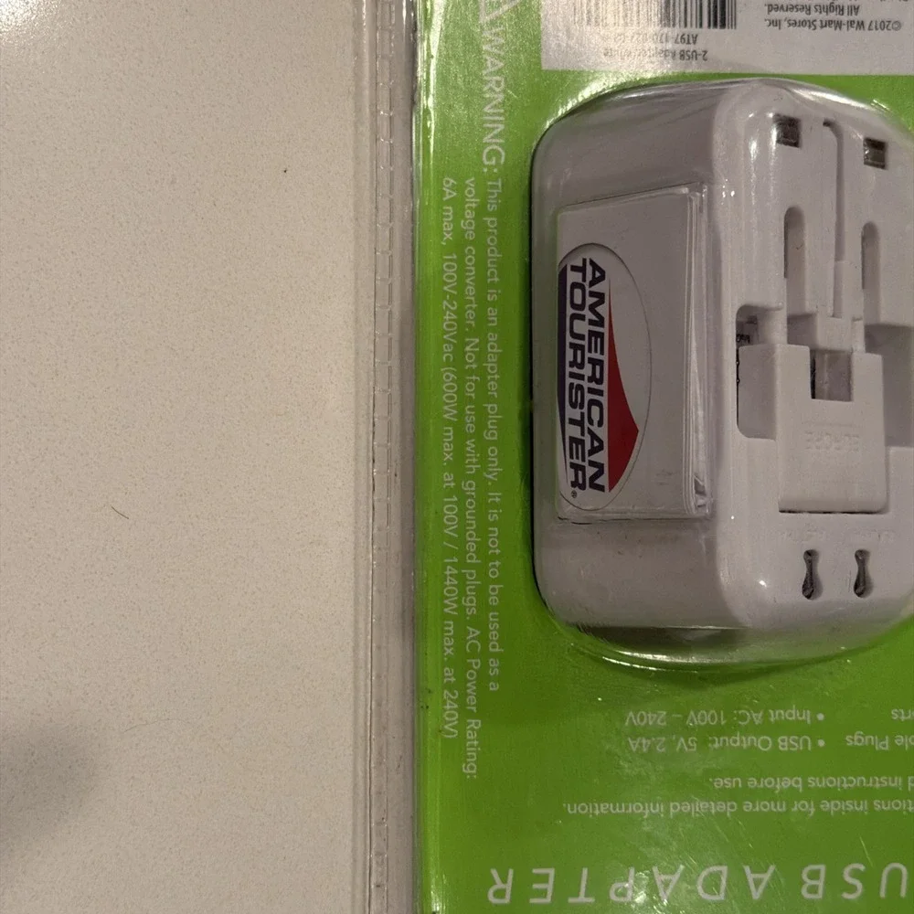 AMERICAN TOURISTER Electronics 2 USB Travel Adapter AT97-170-027-08 White NEW